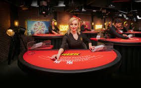 Màn hình baccarat live tại daga8 với dealer thật và bảng cược hiển thị bằng tiếng Việt